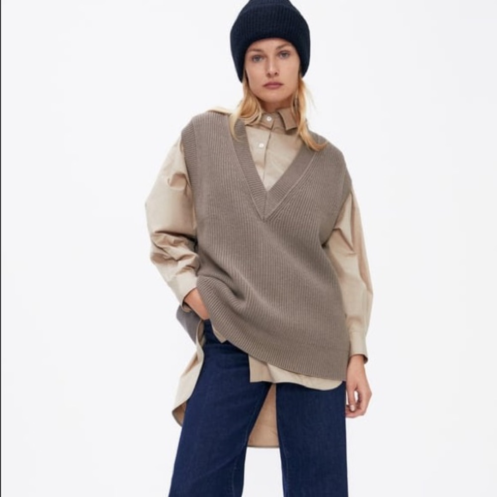 ZARA Taupe Gray Knit Vest